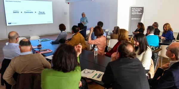 Avanza el proceso participativo para definir los usos y revalorizar el entorno de la Torre de la Plata según la hoja de ruta marcada por el alcalde y que prevé su restauración y la recuperación de la parcela como espacio libre dentro de un proyecto patrimonial