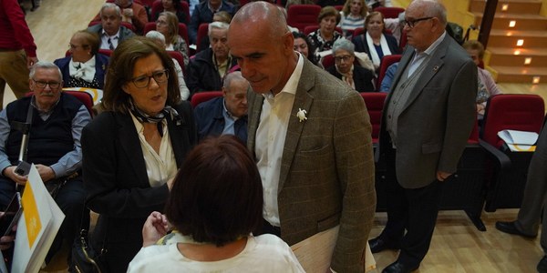 El alcalde de Sevilla anuncia un plan estratégico para las personas mayores con iniciativas que mejoren la accesibilidad, el transporte o la red de centros de participación activa, que reduzcan la brecha digital y que afronten la soledad no deseada
