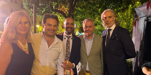 Sevilla celebra el I Festival Macarena Flamenca en homenaje al Pueblo Gitano y al flamenco al que asistieron 800 personas