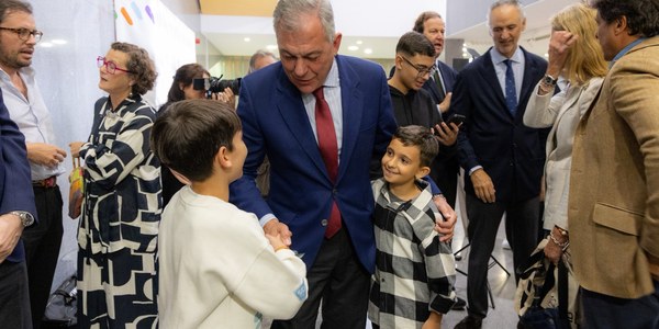 El Gobierno de Sanz pone en marcha el programa “Sevilla te lleva” con ayudas que facilitan el transporte de niños y jóvenes en sus actividades de ocio educativo