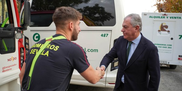 Los Bomberos del Ayuntamiento de Sevilla duplican su presencia en el Casco Histórico durante la Semana Santa