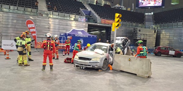 Los bomberos participan en el XX Encuentro Nacional de Rescate en Accidentes de Tráfico y Trauma