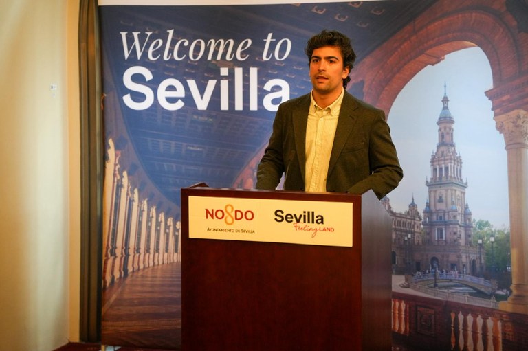 Luis Ybarra, director de la Bienal