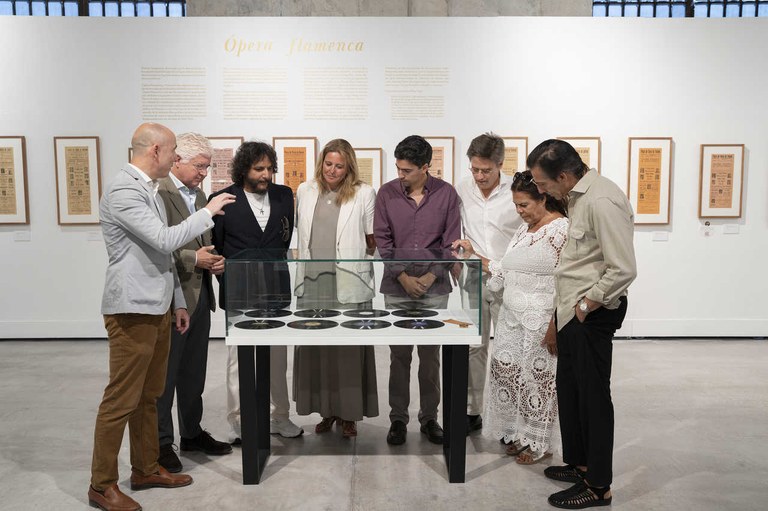 Un momento del acto junto a Antonio Reyes, Aurora Vargas y Andrés Marín.JPG Un momento del acto junto a Antonio Reyes, Aurora Vargas y Andrés Marín.JPG