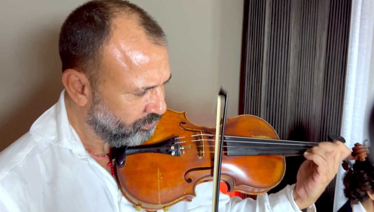 BERNARDO PARRILLA-Foto cedida por el artista).jpg