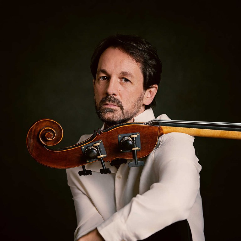 PABLO MARTÍN CAMINERO-Mara Saiz.jpg