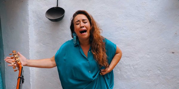 ENCARNA ANILLO con la colaboración de MIGUEL RINCÓN - Camino de flores