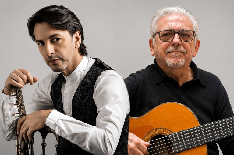 MANOS QUE HABLAN - Manuel de la Luz / Manuel Imán MANOS QUE HABLAN - Manuel de la Luz / Manuel Imán