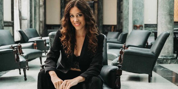 Leonor Bonilla acerca la ópera a los estudiantes de la Universidad Loyola