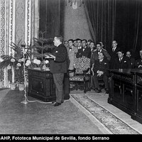 Discurso del presidente de la República Diego Martínez Barrio en el teatro Lope de Vega. 1934 ©ICAS-SAHP, Fototeca Municipal de Sevilla, fondo Serrano