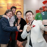 Un momento distendido con Luis Ybarra y Javier Barón